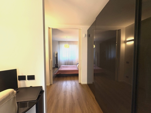 4 locali, ristrutturato, piano alto