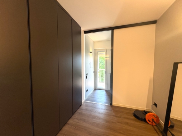 4 locali, ristrutturato, piano alto