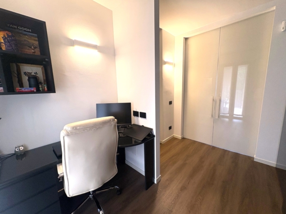 4 locali, ristrutturato, piano alto