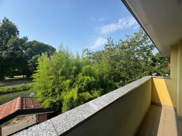 3 locali, Cassina dè Pecchi