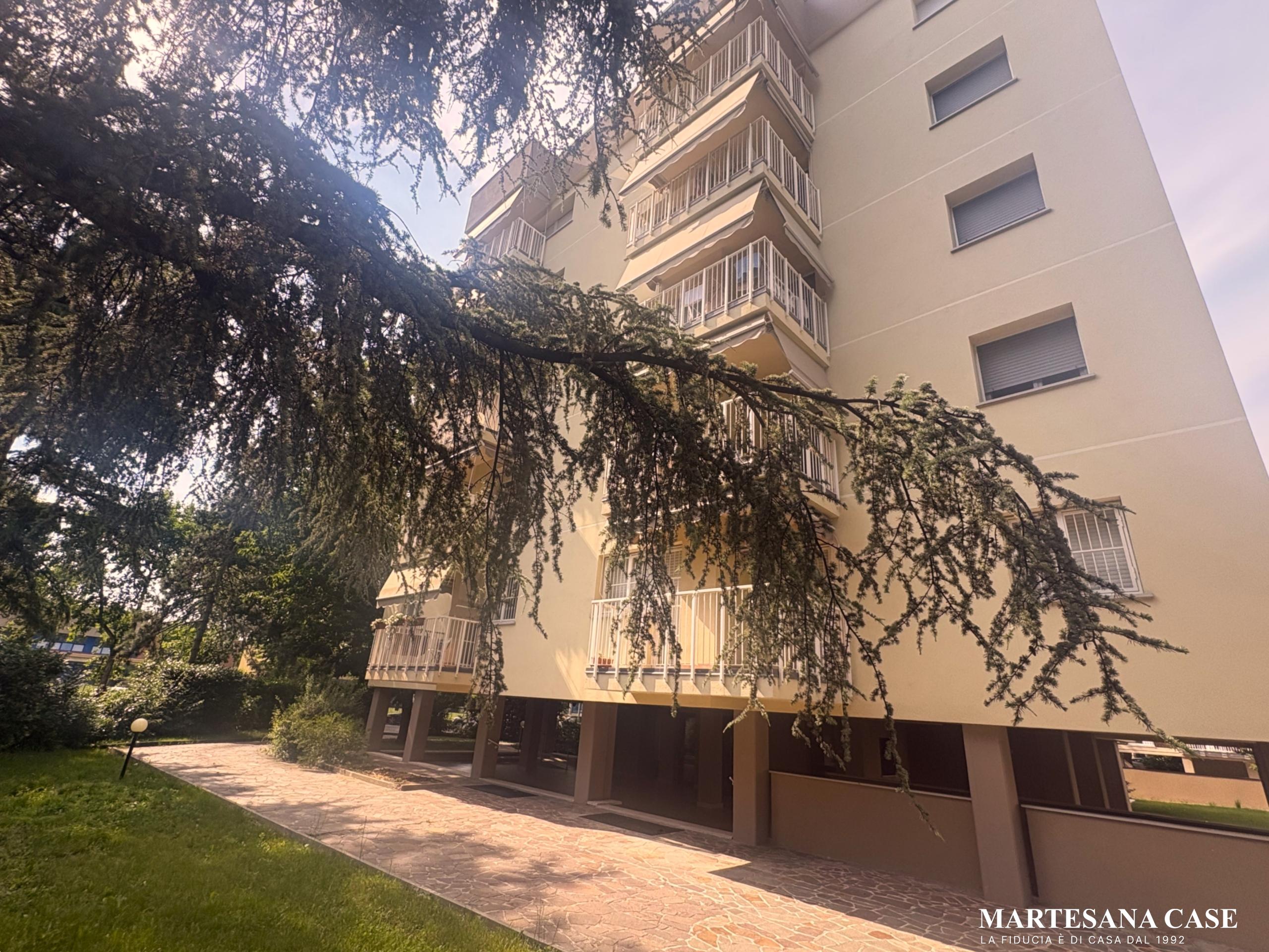4 locali, ristrutturato, piano alto