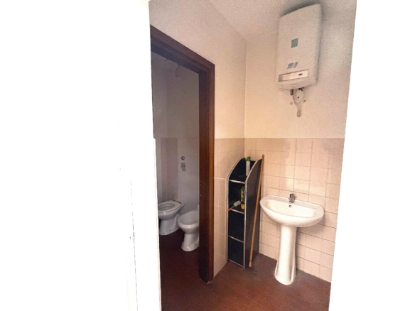 Negozio con uffici, Centro Tessile, Cernusco sul Naviglio