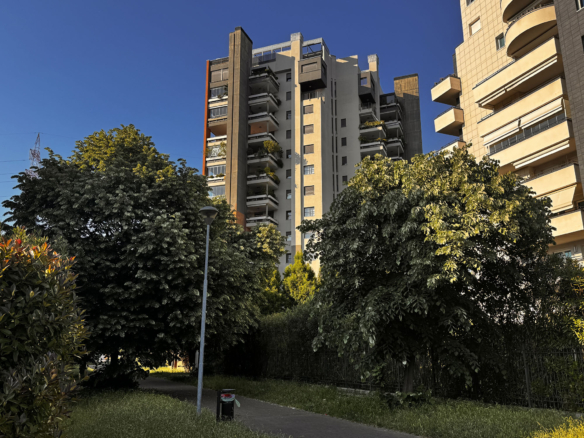 2 locali con terrazzo, Cernusco sul Naviglio