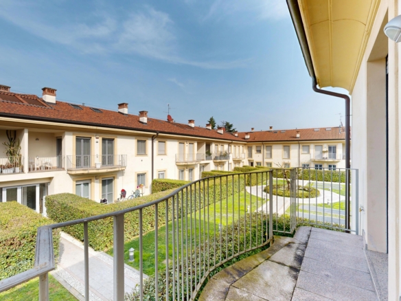 Esclusivo appartamento “res. Villa Alari 700”