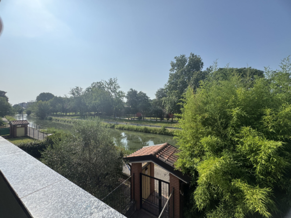 3 locali, Cassina dè Pecchi