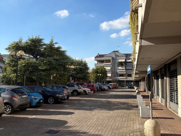 Bilocale arredato con ampio terrazzo di 50 mq – Carugate