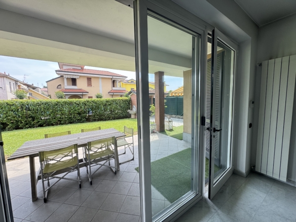 3 locali con giardino e taverna, Brugherio
