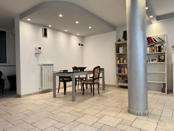 3 locali con giardino e taverna, Brugherio
