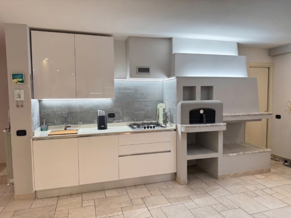 3 locali con giardino e taverna, Brugherio