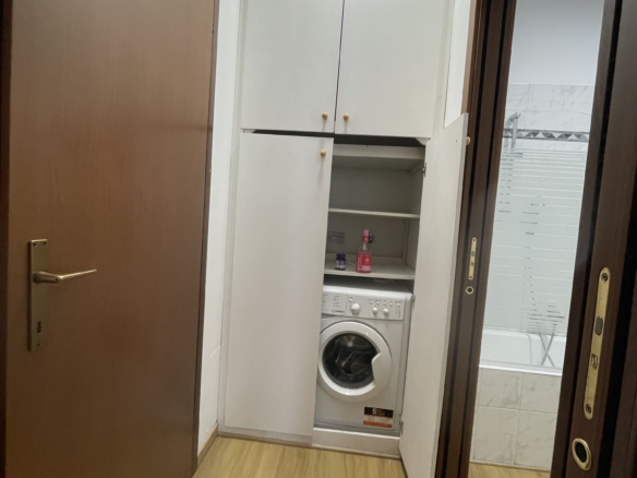 Bilocale arredato con ampio terrazzo di 50 mq – Carugate