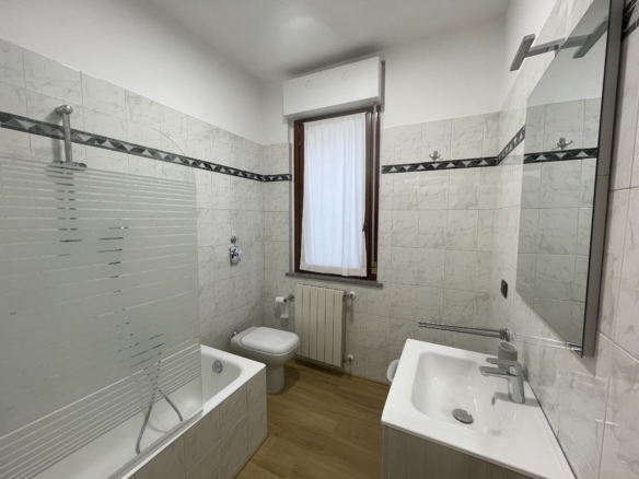 Bilocale arredato con ampio terrazzo di 50 mq – Carugate