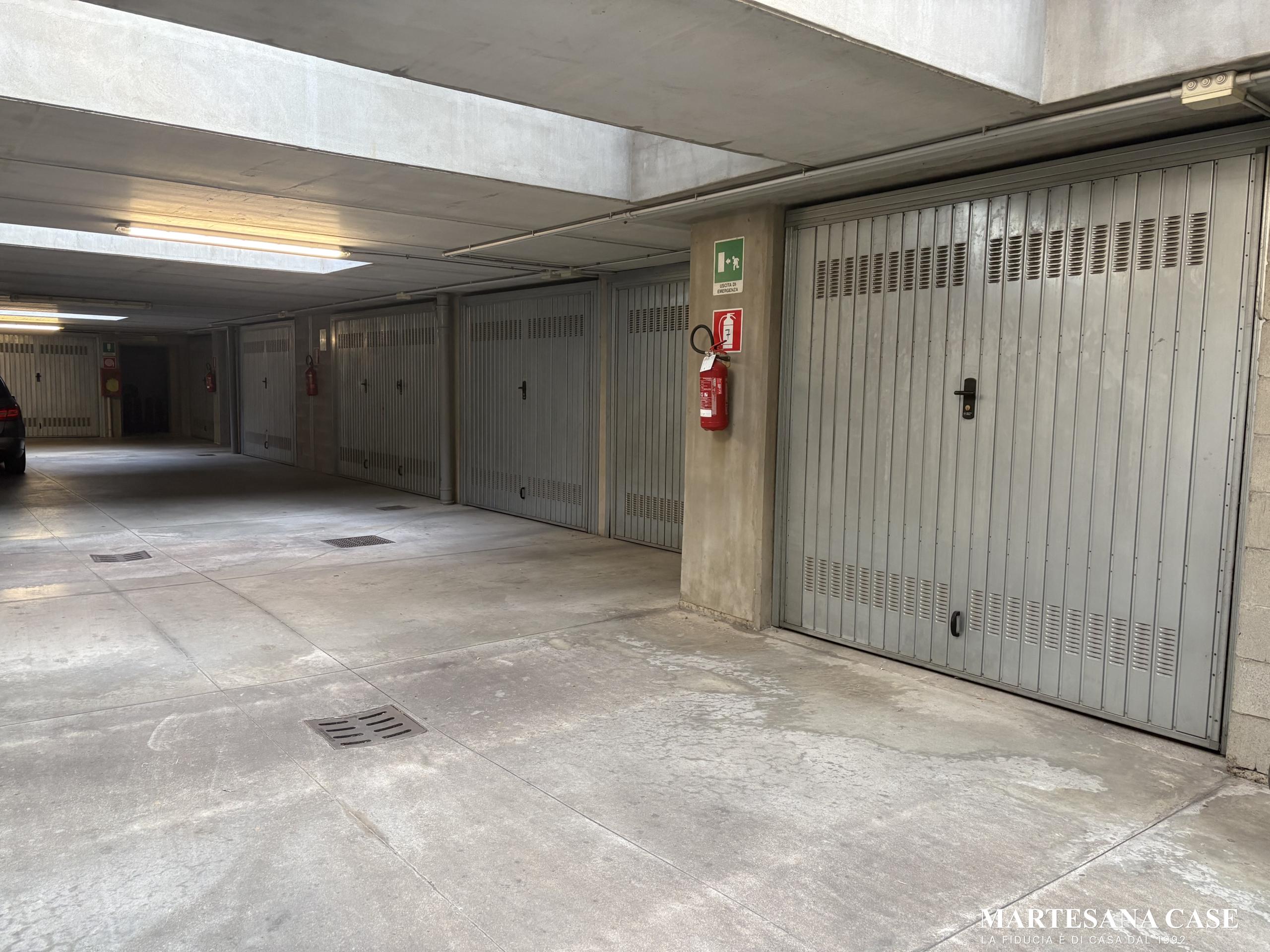 Ampio box singolo in via Goldoni 31, Cernusco s/N, zona Vigili
