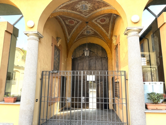 Negozio/ufficio in prestigioso contesto, centro Cernusco